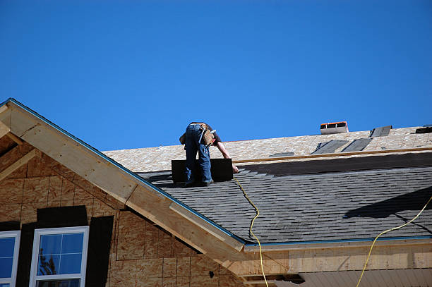 Best Solar Panel Roofing Installation  in Combined Locks, WI